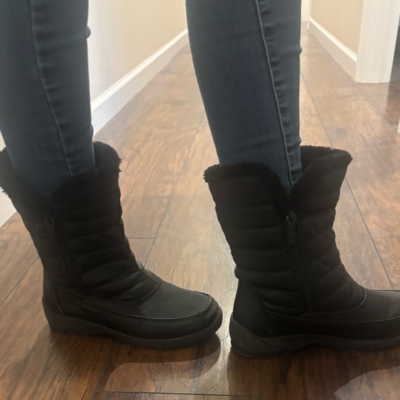 Totes Black Winter Boots for Women size 6 - Picture 3 of 9
